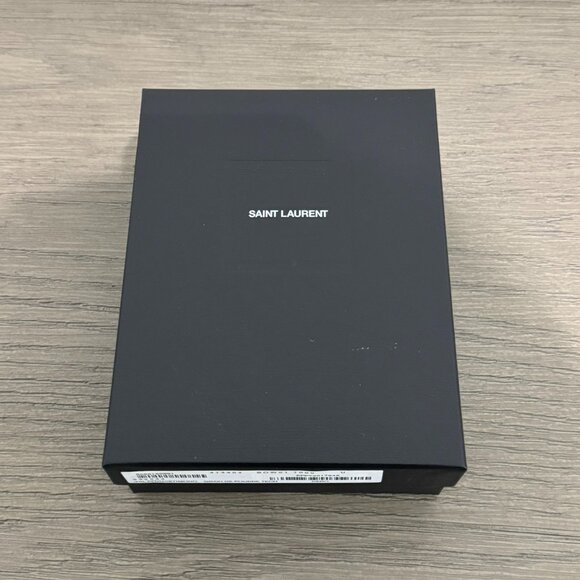 SAINT LAURENT CASSANDRE MATELASSE Small Black Envelope Wallet - Picture 15 of 16